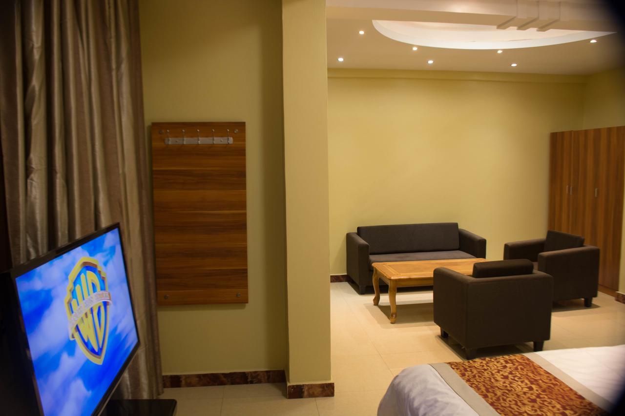Hong Kong Hotel 3*